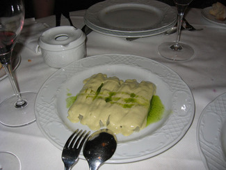 Esparragos con mayonesa y salsa verde