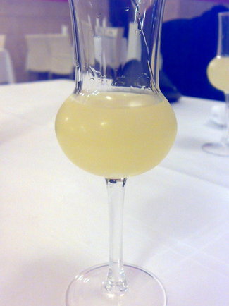 licor de cuatro citricos