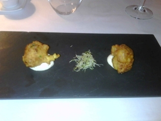 Buñuelitos de bacalao .