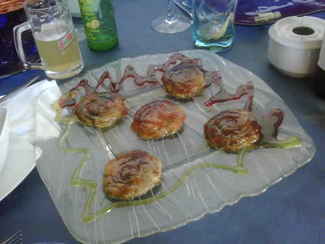 Milhojas de manzana y foie caramelizado .