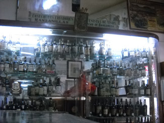 Vitrina colección manzanillas