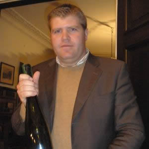 Se necesitan aficionados y consumidores de vino