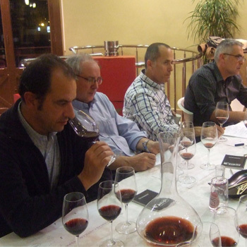 Cata 204 de la Penya La Verema “El vino a través del tiempo”