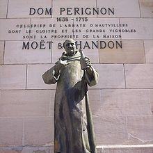 LVMH: bolsos, maletas, Cognac y … ¡Champagne!