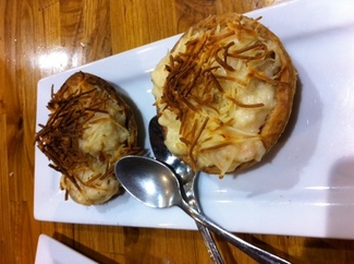 vieira con beschamell y gambas