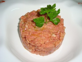 Steak tartar especialidad de la casa