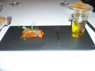 TOrrija de tomate y sardina en aceite