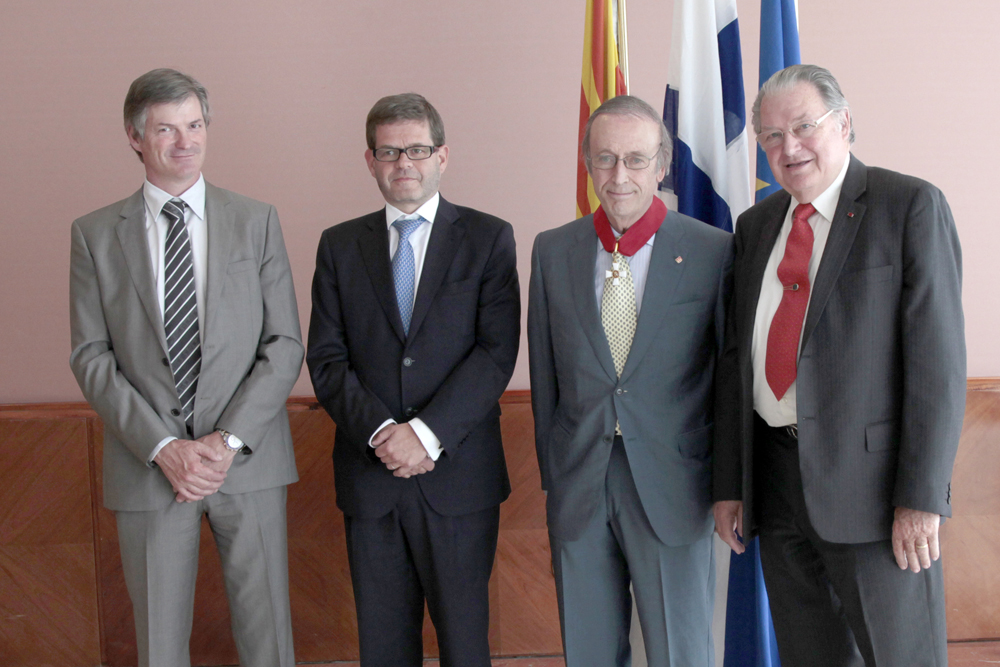Miguel A. Torres recibe la Encomienda de la Orden del León de Finlandia  
