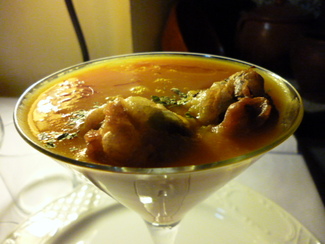 Crema de calabaza con bombones de puerro.