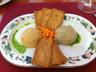 Patés de garbanzos y de berenjenas