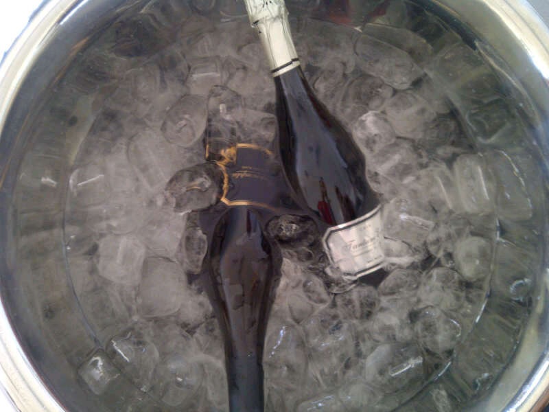 Todo "a mano" en bodegas Hispano-Suizas