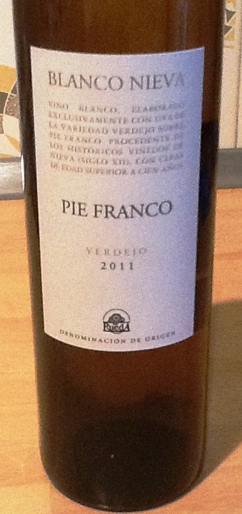 Vino Nieva Pie Franco 2011: Blanco fresco y estructurado