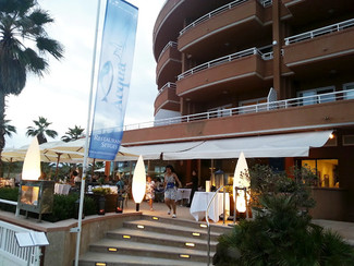 Entrada al restaurante Acqua Sitges