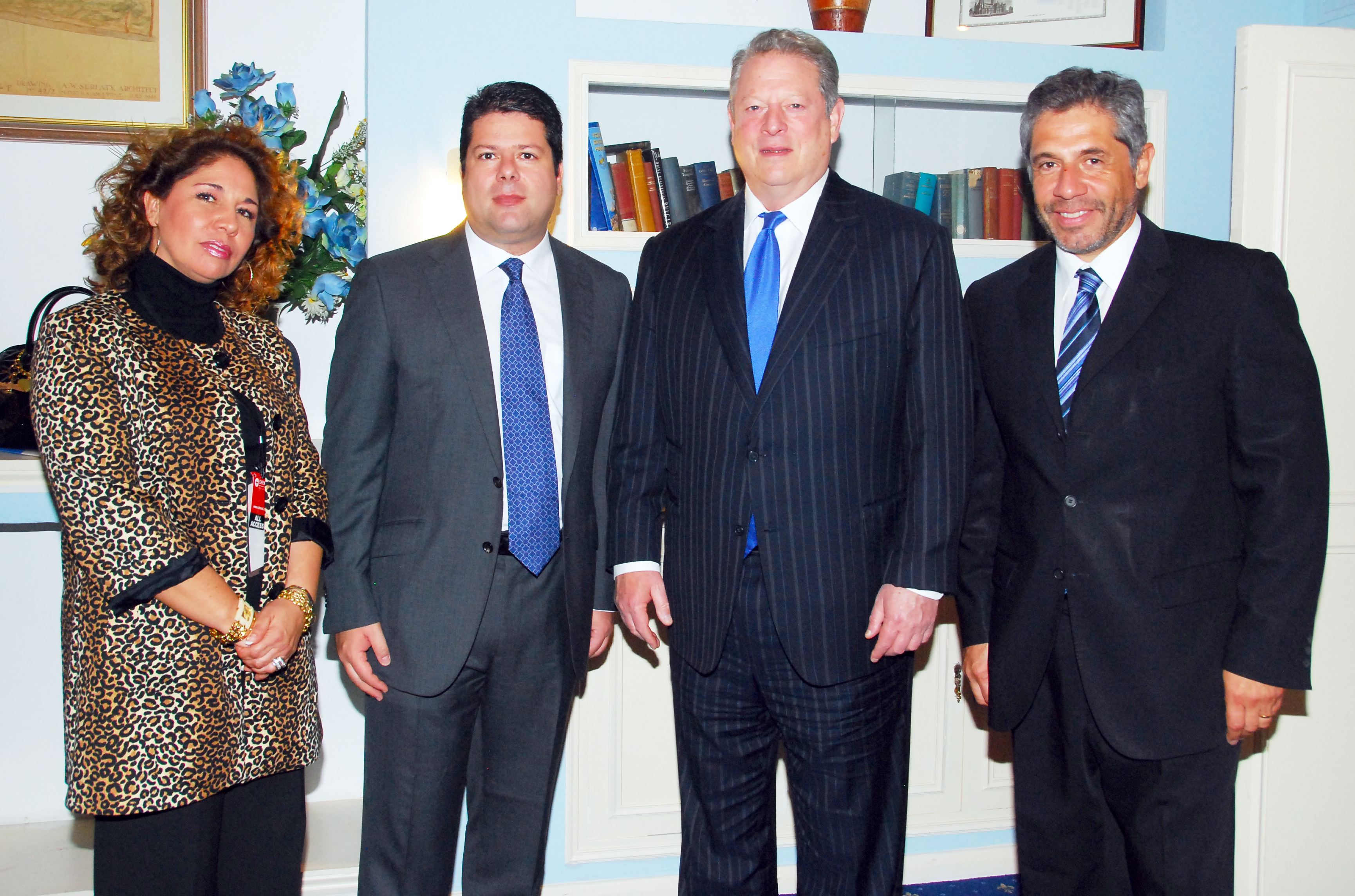 Al Gore y Pancho Campo brindan con Cava y Vinos Españoles