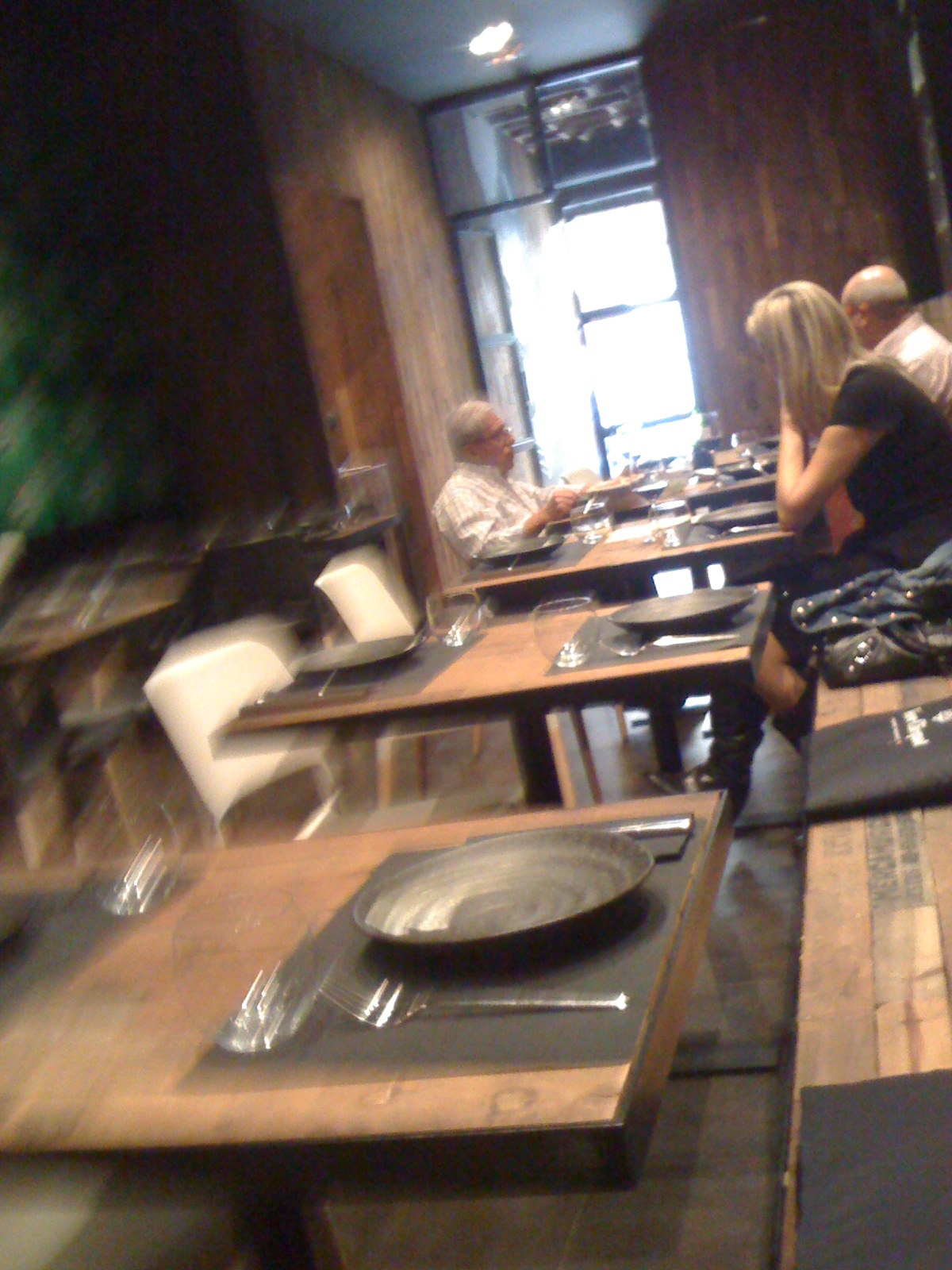 Restaurante Canalla Bistro: Cuidada informalidad