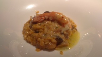 Arroz con hongos y cigala