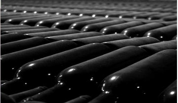 "España puede decidir cómo hacer un vino- Spain can decide how to make a wine"?