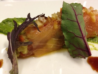 Rollito de salmón con aguacate