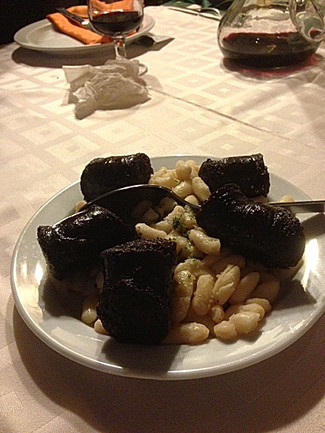 Riquísima butifarra negra con mongetes