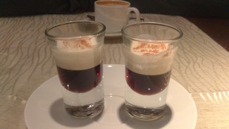 Txupitos de licor de café