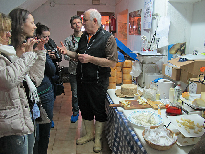 Quesos artesanos de Navarra. El queso Idiazabal.