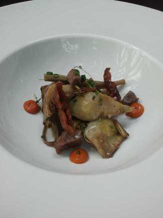 Salteado de alcachofas con presa de "Angus Black"