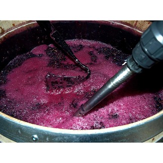 Fermrnatación en barrica de vino en Bernal García-Chicote