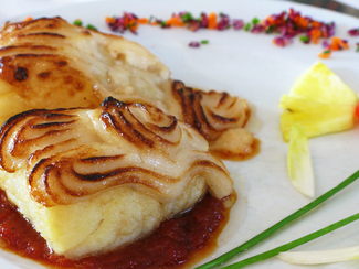 Bacalao con all i oli de membrillo