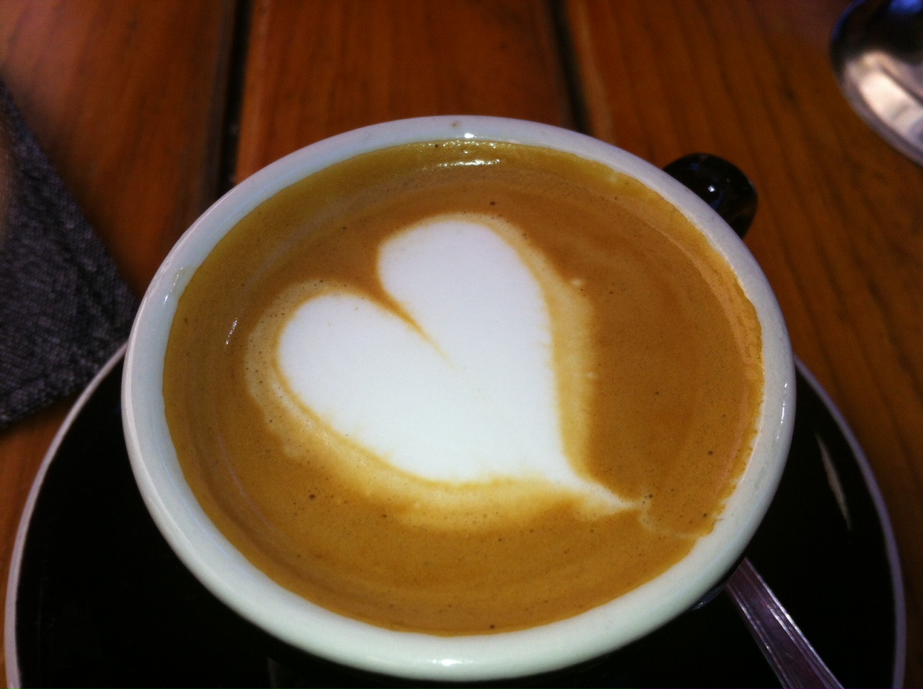 Desayuno irlandés, disponible hasta las cinco de la tarde, brunch durante el fin de semana