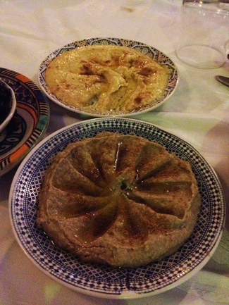 Hummus y babaghanush (paté de berenjenas)