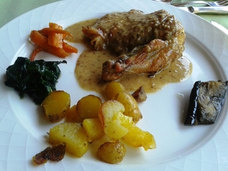 Suprema de pintada con salsa de sésamo