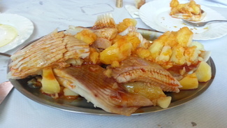 De Vinos, Tortilla y Raya