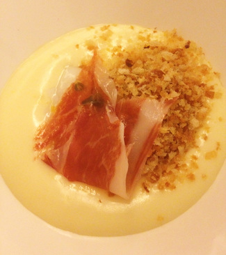 Huevo a baja temperatura con cremoso de patatas