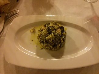 Revuelto de grelos y langostinos