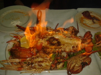 Parrillada de marisco flambeada