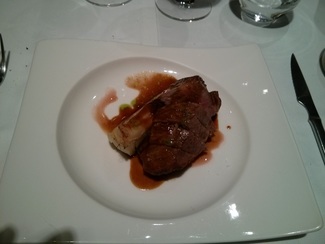 Presa de cerdo ibérico con pack choi