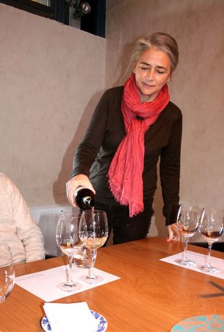 LUIS Valentín y CARMEN Enciso son Bodegas Valenciso