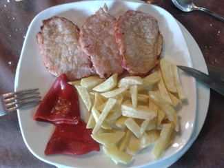 Lomo ibérico con patatas fritas