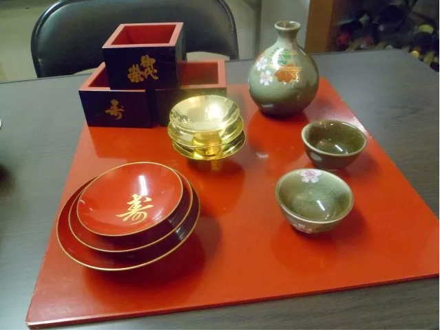 Cata de sake artesanal de la provincia de Ehime. ¿Quieres saber qué es el Umami?