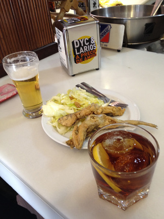 Pescadito frito y vermut