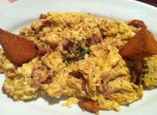 Revuelto de duelos y quebrantos