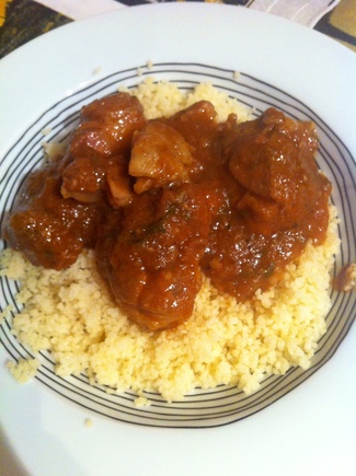 Cordero guisado al estilo del Magreb