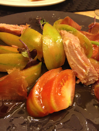 Tomate valenciano con mojama y ventresca de atún