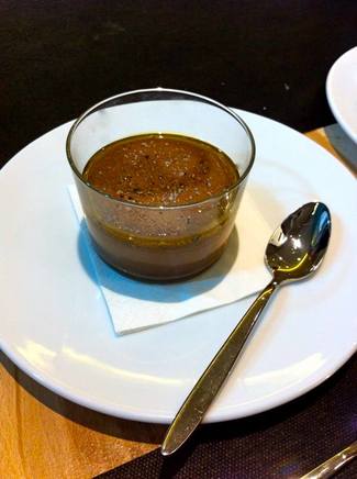 "Chocolate, aceite y sal" o "coulant tuneado".