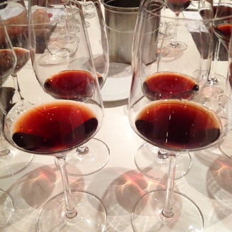Cata de vinos antiguos. Tres Riojas y un Penedès de los 70 y 80.