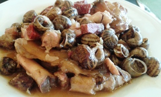 Pies de Cerdo con Caracoles Restaurant La Sala de Canet d'Adri
