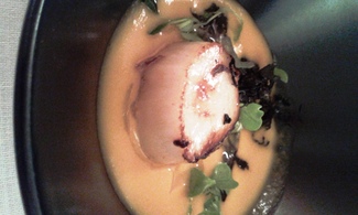 Vieira con crema de Calabaza y Trompetas de la Muerte 