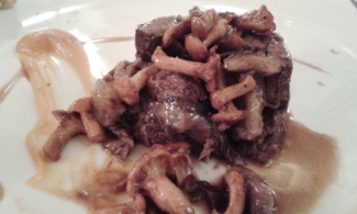 Rabo de Buey relleno de Setas