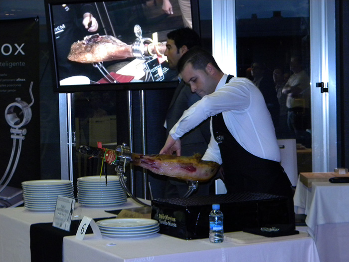 Se celebra el 6º Concurso Nacional de Cortadores de Jamón Ibérico de la Comunidad Valenciana