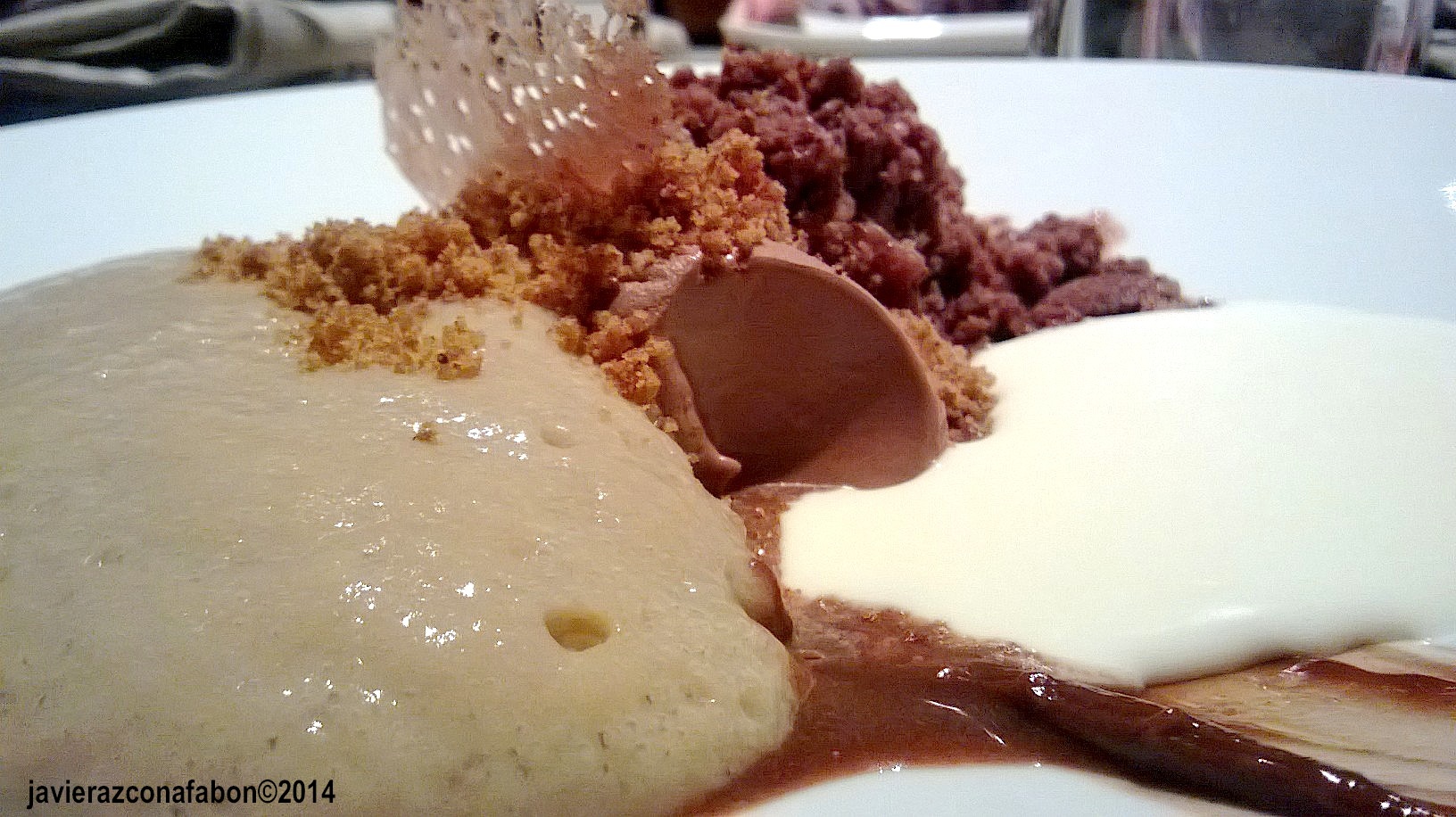 El Lago en Elviria Hills. Un reportaje ad hoc de la cocina de Diego del Rio.